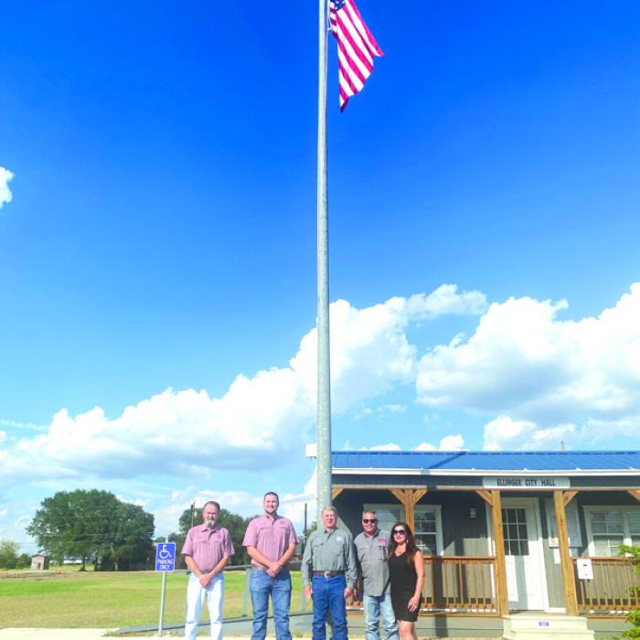 The flag pole and installation was recently donated by Hahn Construction at the Ellinger City Hall, 101 W. Shumacher. Pictured above is Kenny Stojanik, Cullen Weishuhn, Matt Mikulenka, Jason Hahn and Paloma Hahn.