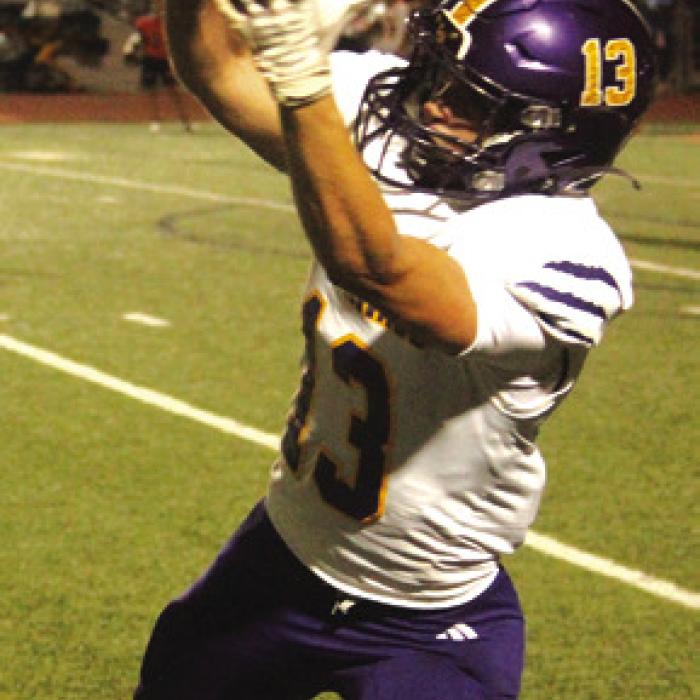 La Grange’s Mason Kleiber had eight catches Friday.