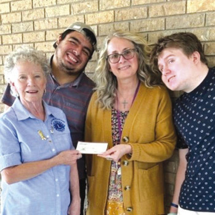 Bluebonnet Lions Give to Transition Program