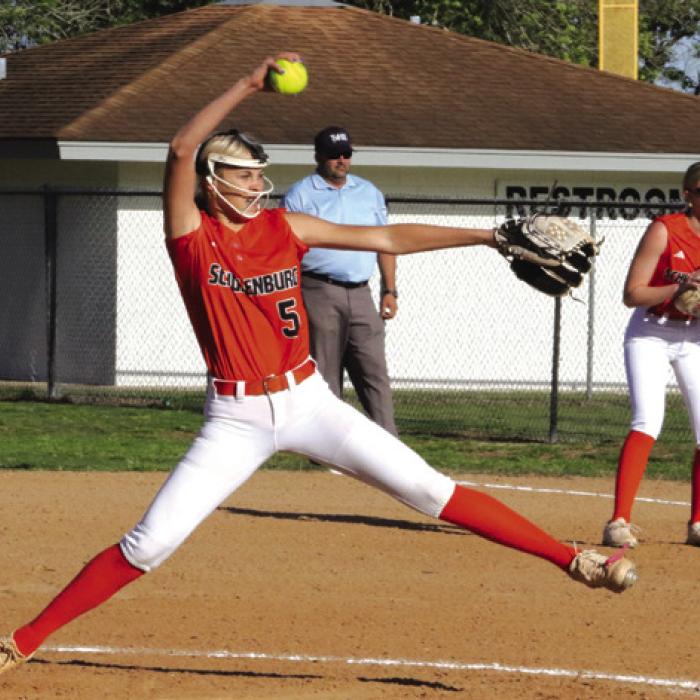 Lady Horns Fall to Weimar