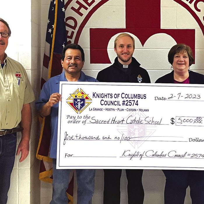 KCs Donate to Sacred Heart School