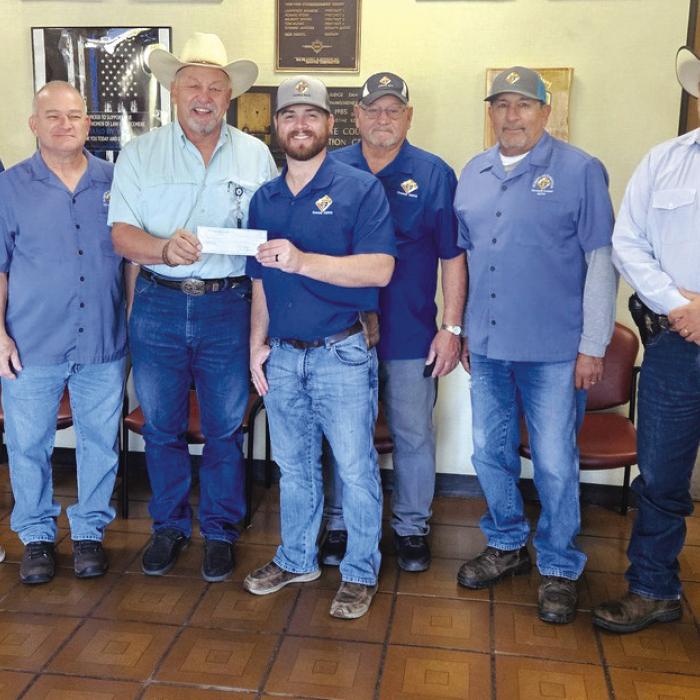 Knights of Columbus Donates to Deputy Santa