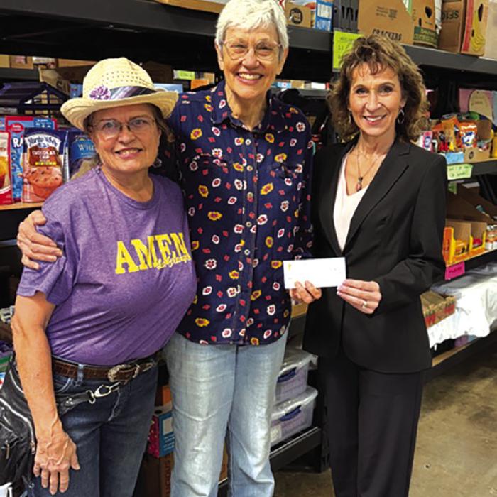 Hostyn KJT Donates to AMEN Food Pantry