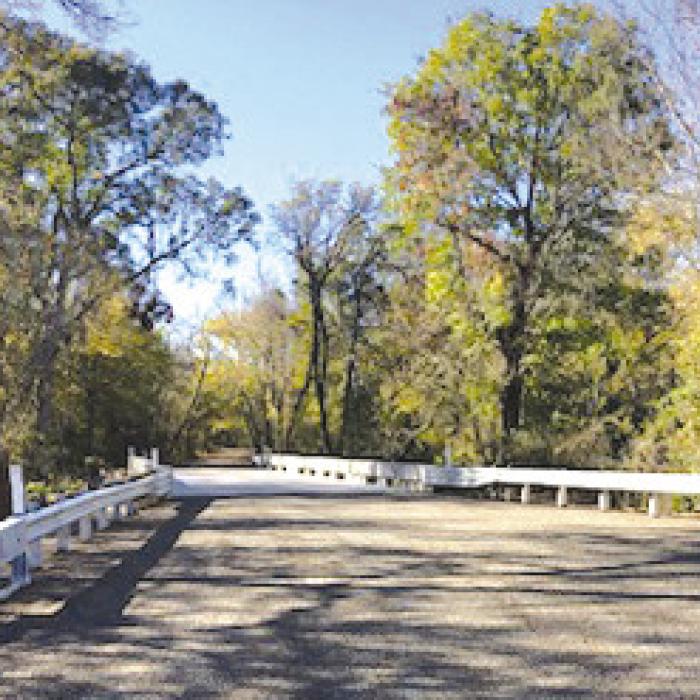 The bridge on North Old Smithville. Photo by Darrell Kulak