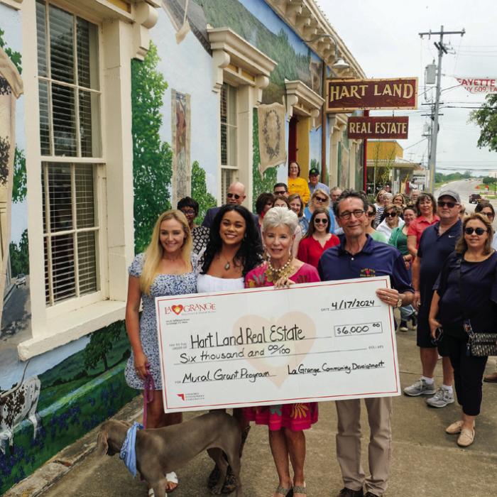 Mural Completed in Downtown La Grange