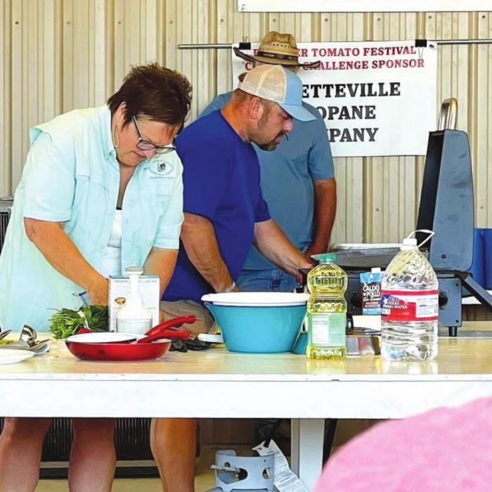 Ellinger Tomato Festival Cook-Off Winners Announced, Vasut Wins First in Tomato Trot