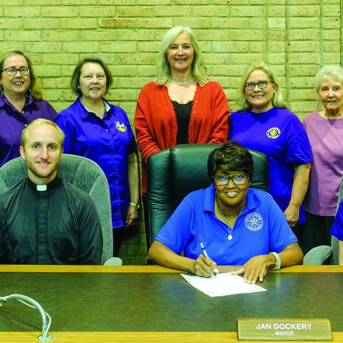 Mayor Proclaims Oct. 16 Catholic Daughters Day