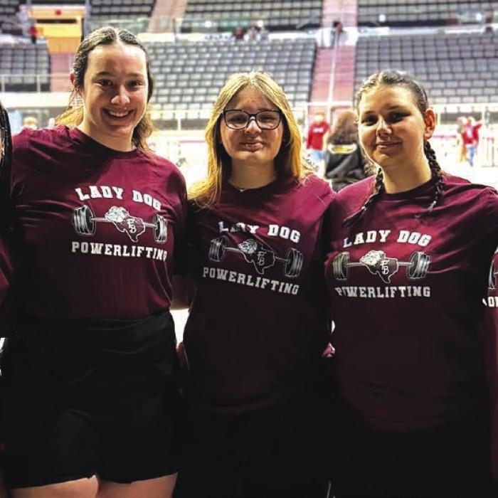 Flatonia Competes at Regional Powerlifting