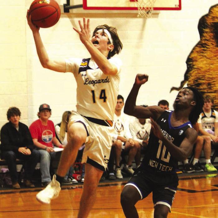 Leopards Win 9th Straight to Stay Atop District Basketball Standings