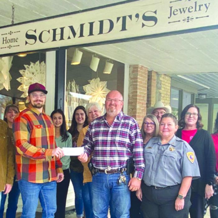 Schmidt’s Donates to Deputy Santa