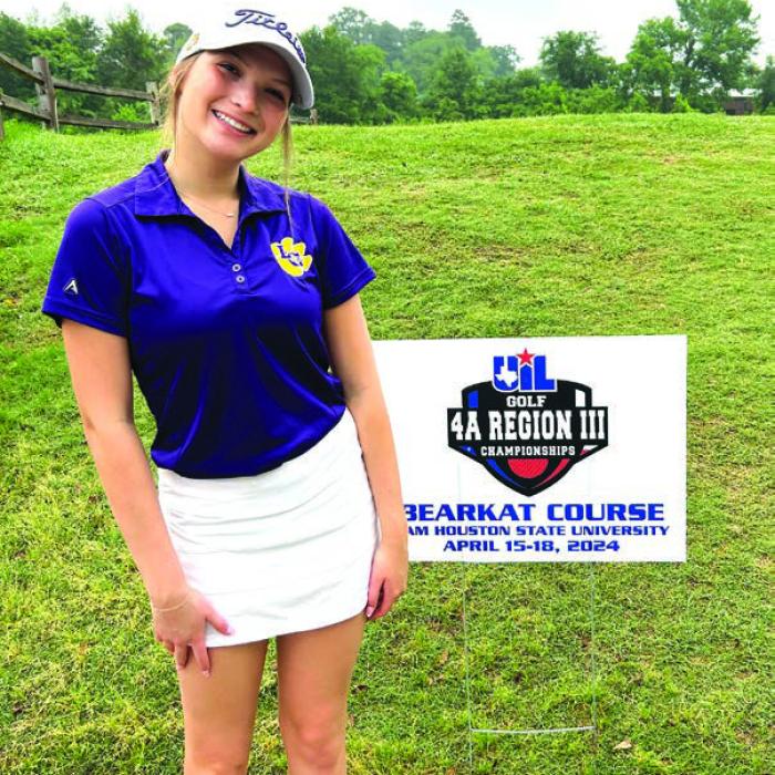 La Grange’s Ella Pineda at the regional golf tournament.