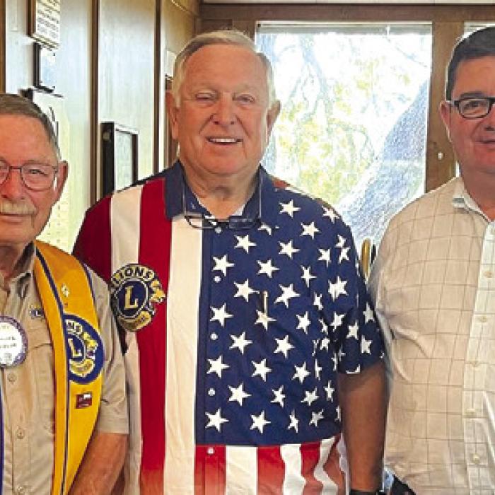 LG Noon Lions Club Welcomes New Member
