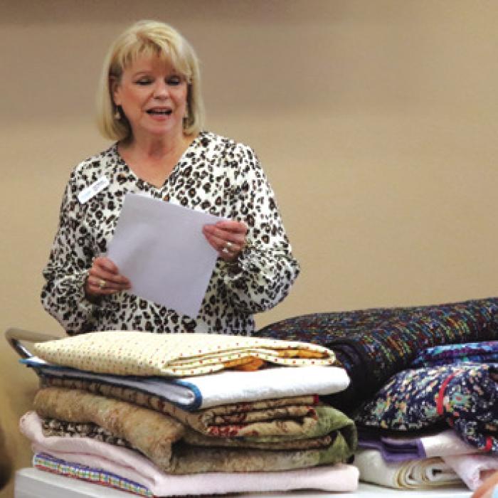 Renowned Quilter Talks to Guild