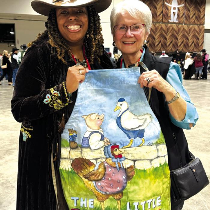 Hand Painted Apron Raises $1,500 at Houston Livestock Show And Rodeo