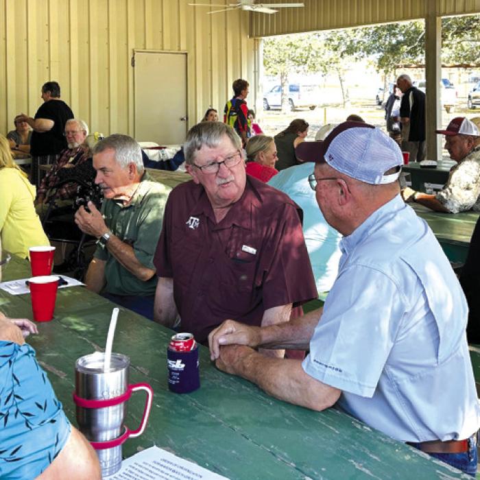 There was a great turnout for Neighbors Night Out in Warda last Sunday evening. Area residents enjoyed the fellowship, food, and fun.