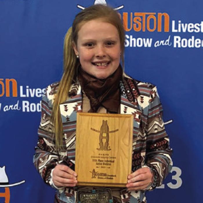 4-H Competes in Houston Livestock Judging Contest