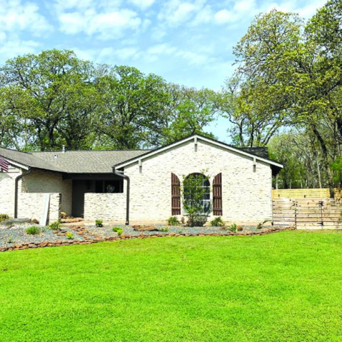 Yard of the Month at Monument Hill