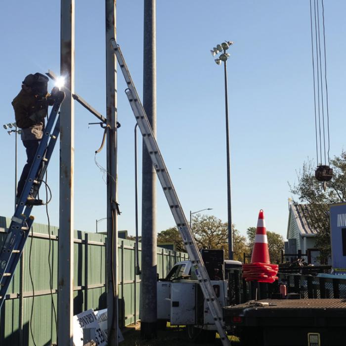 	New Scoreboard Goes Up at the Field at Fairgrounds