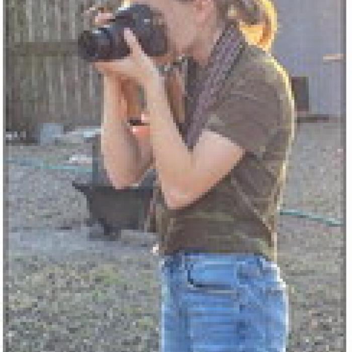 4H Looking for Photographers