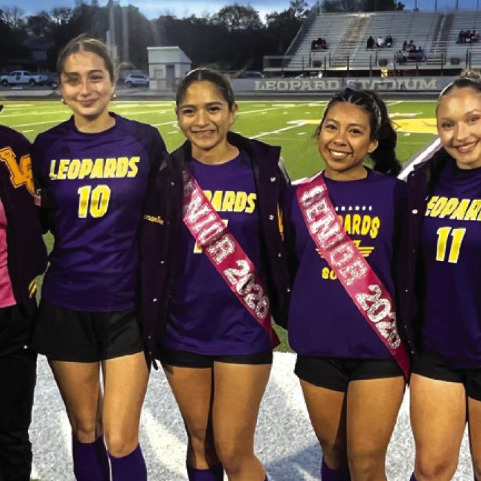 LG Soccer Seniors Going Out With a Bang