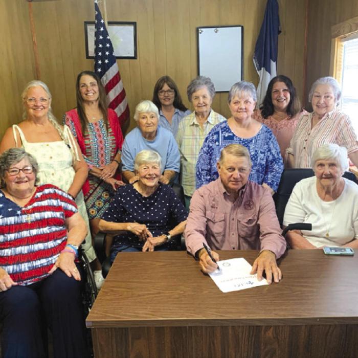 Flag Day Recognized in Ellinger