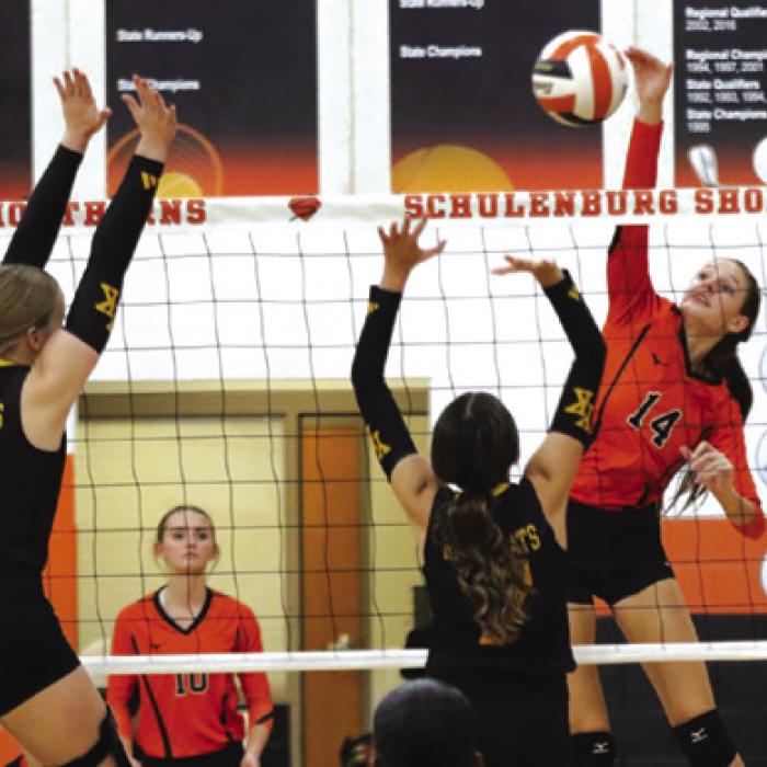 Schulenburg’s Emmrie Marx had a team-high 15 kills on Friday’s sweep of Yorktown. Photo by Audrey Kristynik
