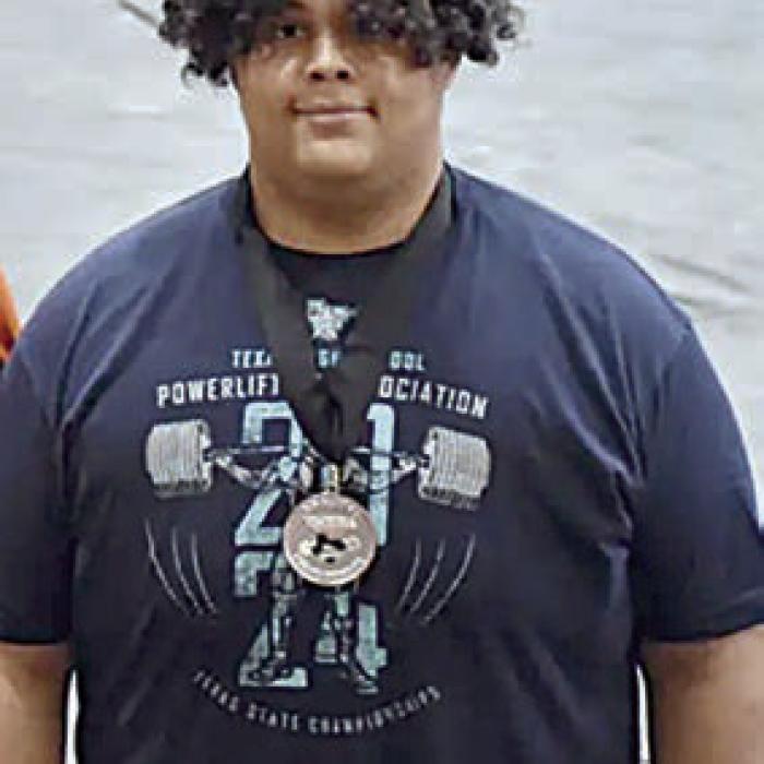 Schulenburg’s Calvin Thompson placed seventh in the super heavy weight division at last week’s state powerlifting meet in Abilene, lifting 600 pounds in squat, 335 on bench press and 450 in dead lift for a total of 1,385 pounds.