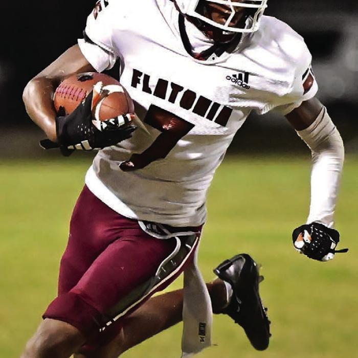 Flatonia’s Keegan Green sets his eyes on the end zone for a touchdown in Friday night’s victory over Louise. Photo by Stephanie Steinhauser