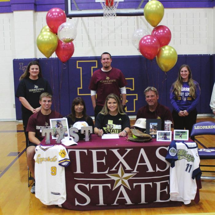 Missy Muras Signs to Play Softball at Texas State