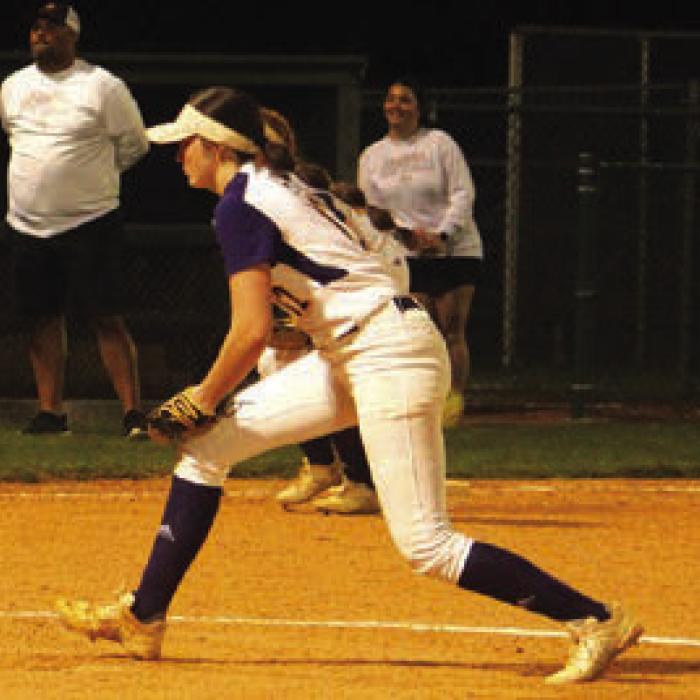 La Grange pitcher Alyssa Liccioni kept Caldwell off the scoreboard for seven innings Monday.