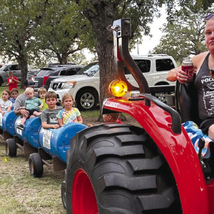 Holy Cross Picnic Held Sunday