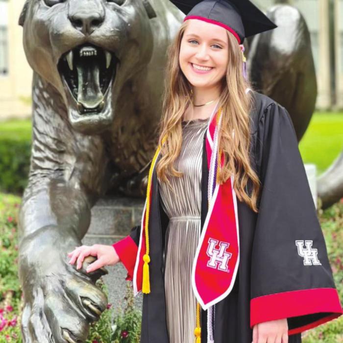 McGee Graduates from U of H