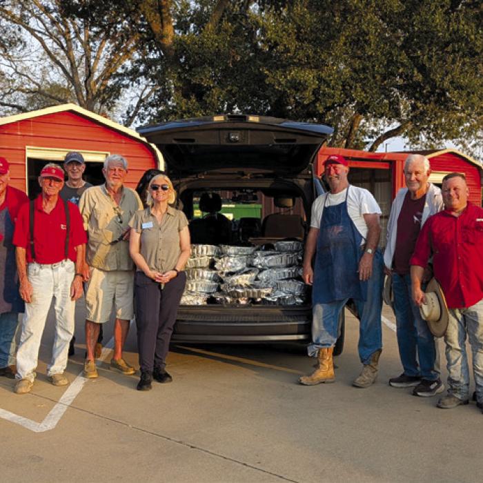 Holy Smokers Cook for Family Crisis Center