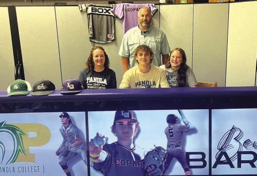 La Grange senior baseball star Bennett Barber held his signing ceremony Monday to celebrate his acceptance of a scholarship to play baseball for Panola College in Carthage, Texas. Shown above at his signing, left to right is his mom Amber Barber, Bennett, and his sister Brooklyn. Standing is his father Robert Barber. Photo by Jeff Wick