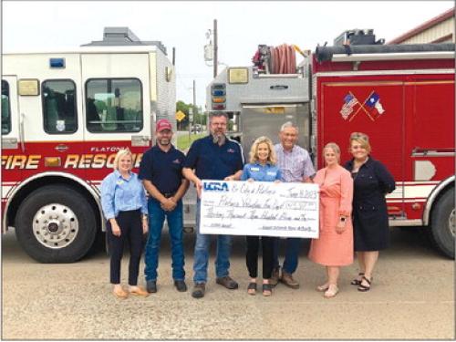 LCRA, City of Flatonia Award $13,311 Grant to Flatonia VFD
