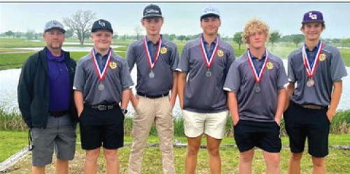 La Grange Golf Teams Compete at District