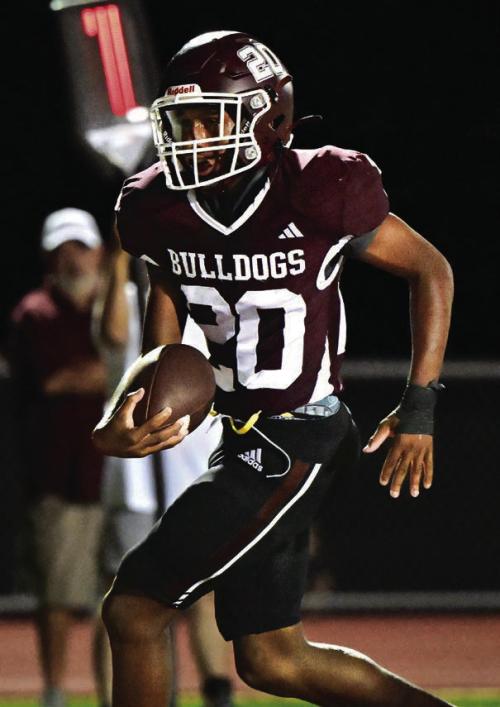Flatonia freshman running back Adrian Anderson. Photo by Stephanie Steinhauser