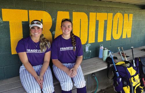 La Grange Third Baseman Madi Adams, left, and first baseman Kylin Brawley, right. Photo by Jeff Wick