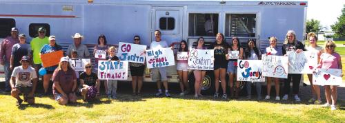 Locals Cheer Hunger to Rodeo Finals