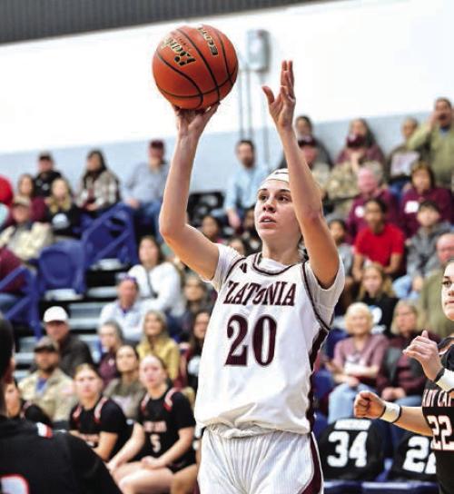 Flatonia’s Dani Vinklarek shoots the ball in Monday’s playoff victory. Photo by Stephanie Steinhauser