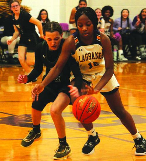 Lady Ducks Beat LG To Stay in First Place