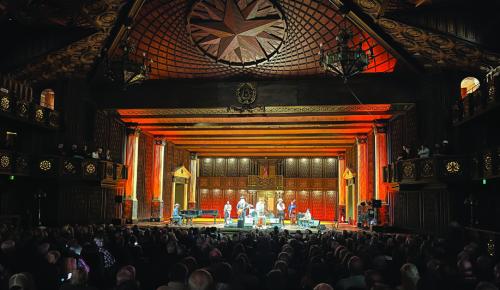 Legendary Band, Legendary Venue