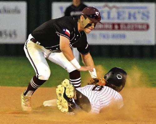 Flatonia Baseball Team Beats Schulenburg to Keep Rolling