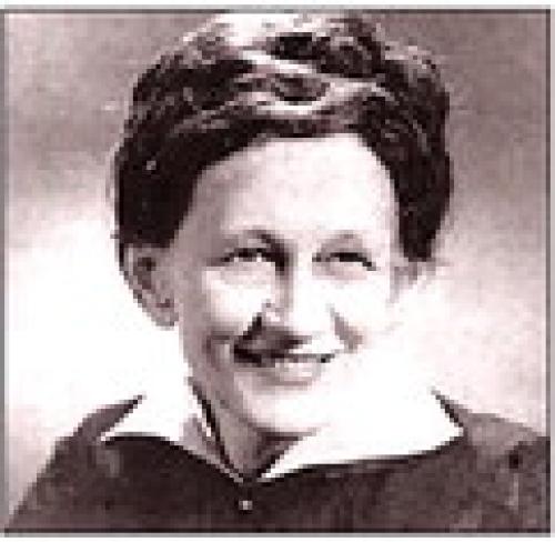 Rosa Meinecke — Not Your Usual English Teacher!