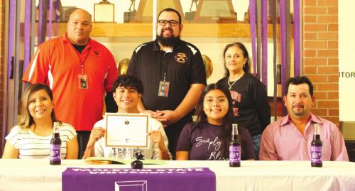 Olvera Signs Letter of Intent for Tarleton Band