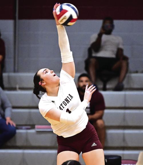 Flatonia’s Katelin Sullivan in action last week. Photo by Stephanie Steinhauser