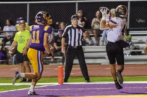 Schulenburg’s Jayse Janda catches what would have been a tying touchdown, but the play got called back for an illegal forward pass. Photo by Andy Behlen