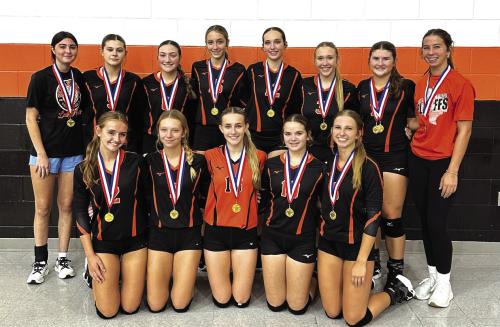 Schulenburg Lady Horn Classic Silver Division Champions – Front Row: Miranda Bonner, Michaela Kollmann, Jenna Guentert, Kerr McBride, Clara Magliolo; Back Row: Ava Faith, Haylee Vacek, Greenli VanZandt, Kimber Bartosch, Grace Schramek, Reagan Dusek, Landry Zapalac, Courtney Magliolo.