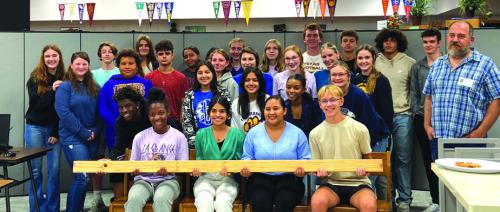 Leo Club Learns About Habitat For Humanity