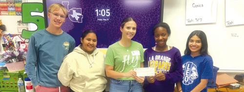 Leo Club Gives Back to Turtle Wing